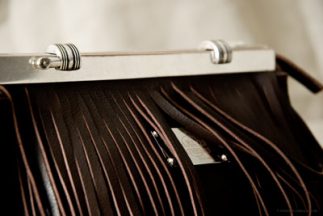 Sarah Scaniglia, photographe-retoucheur professionnel - Nantes Portraits, publicité, corporate, reportage, produits, postproduction, culinaire, industrie, postproduction, formations. Photographe nantes, communication...