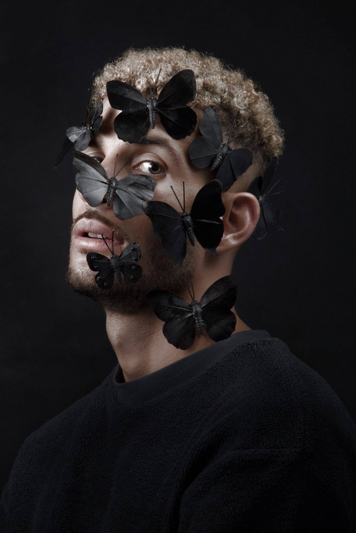 Sarah-scaniglia-photographe-nantes-culture-medias-spectacle-papillon-musique-rap-tissan-prod-portrait-edito-editorial-pays-de-la-loire-44