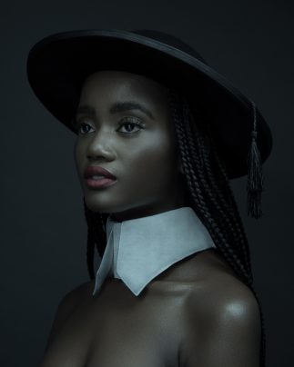 sarah-scaniglia-photographe-nantes-publicite-studio-photo-mannequin-mode-fashion-fineart-magazine-paris-editorial-black-beauty-girl-hat-portrait