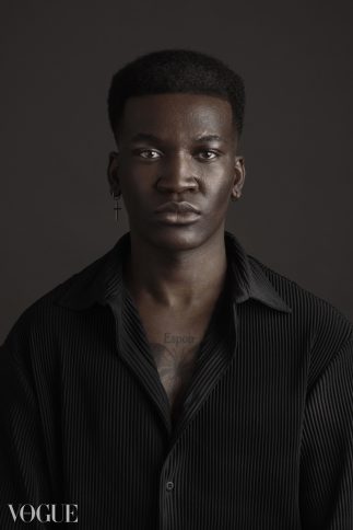 Vogue-magazine-Sarah-Scaniglia-portrait-fashion-editorial-man-studiophoto-nantes-france-vendee-black-photographe-publicite-culture-entreprises