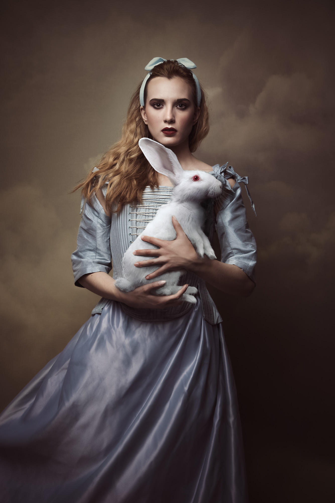 Le réveil d'Alice / Alice's awakening | Photographe portrait et publicité
